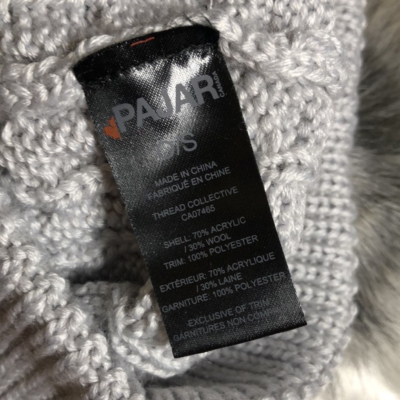 Pajar Ventura Cable Knit Cuffed Hat Color Silver With Pom Pom OS NWT - Picture 11 of 13